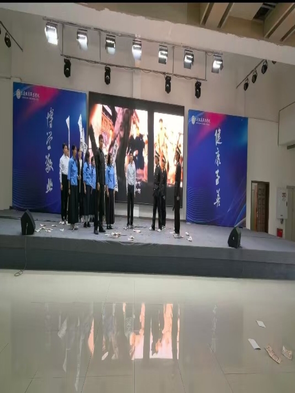 YAOf_1763808815089034059.jpg 72c39ac52c1e4fd28335c9c7aa221b91.jpg