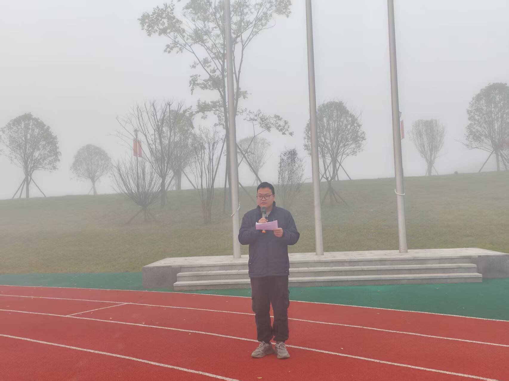 mkhe_1764044810976065001.jpg 843b677b848f9ead7ea3b1bbacd56cf5.jpg